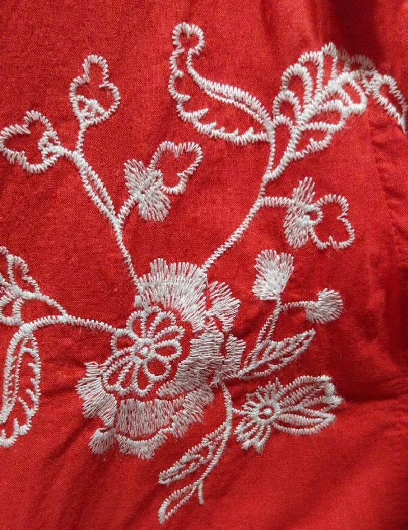 Genérico Camisa com Bordados